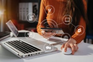 digital-marketing-media-in-virtual-icon-globe-shap-2022-01-19-22-49-09-utc (1)